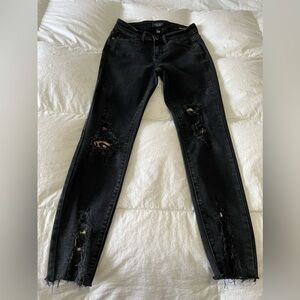 Judy Blue Skinny Fit Womens Size 26 Black Distressed Cheetah Mid Rise Jeans.
